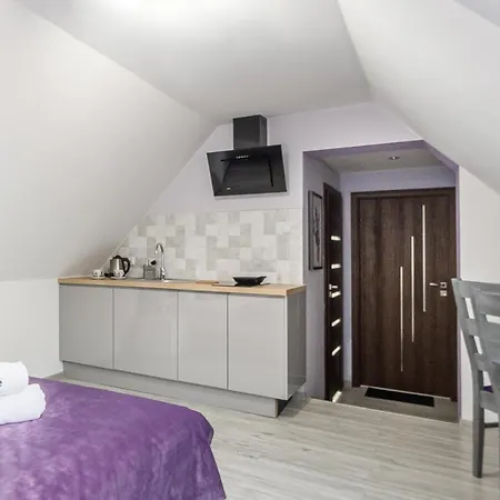 Pokoje, Noclegi, Dune 公寓 *